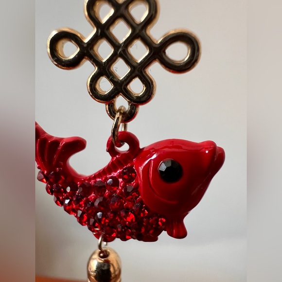 red fish pierced Dangle Earrings rheistones tassel with golden knot - Picture 6 of 8